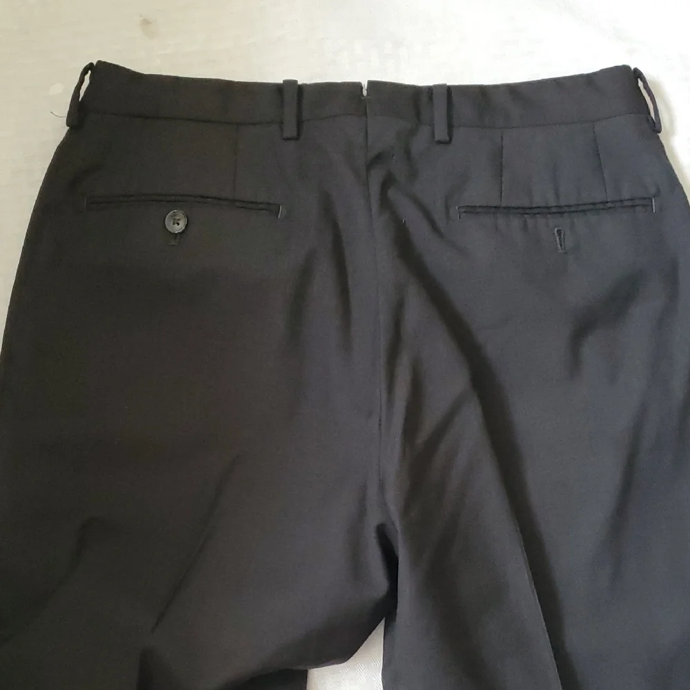 Calvin Klein Charcoal Black Grey 2 Piece Suit - Picture 9 of 17